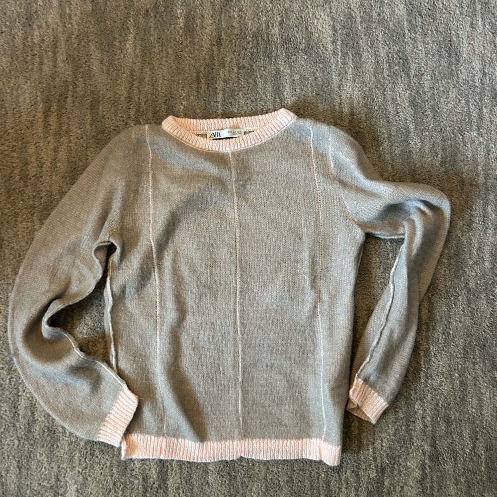 Zara Soft Gray and Pink Knit Top